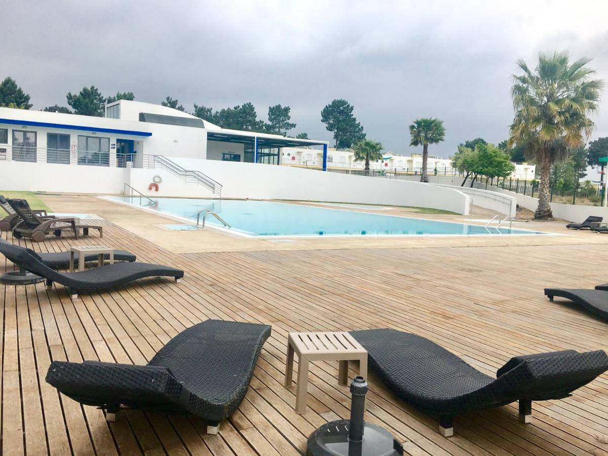 Villa De Lux With Pool Quinta do Anjo Kültér fotó